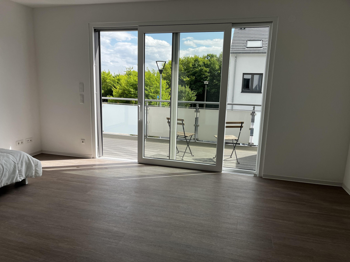 Zimmer mit Balkon