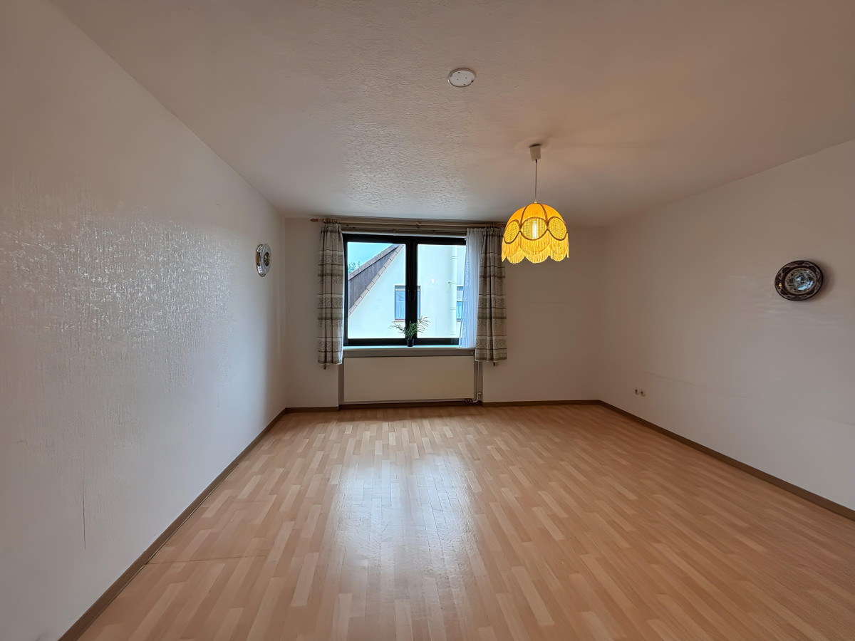 OG links - Zimmer 1
