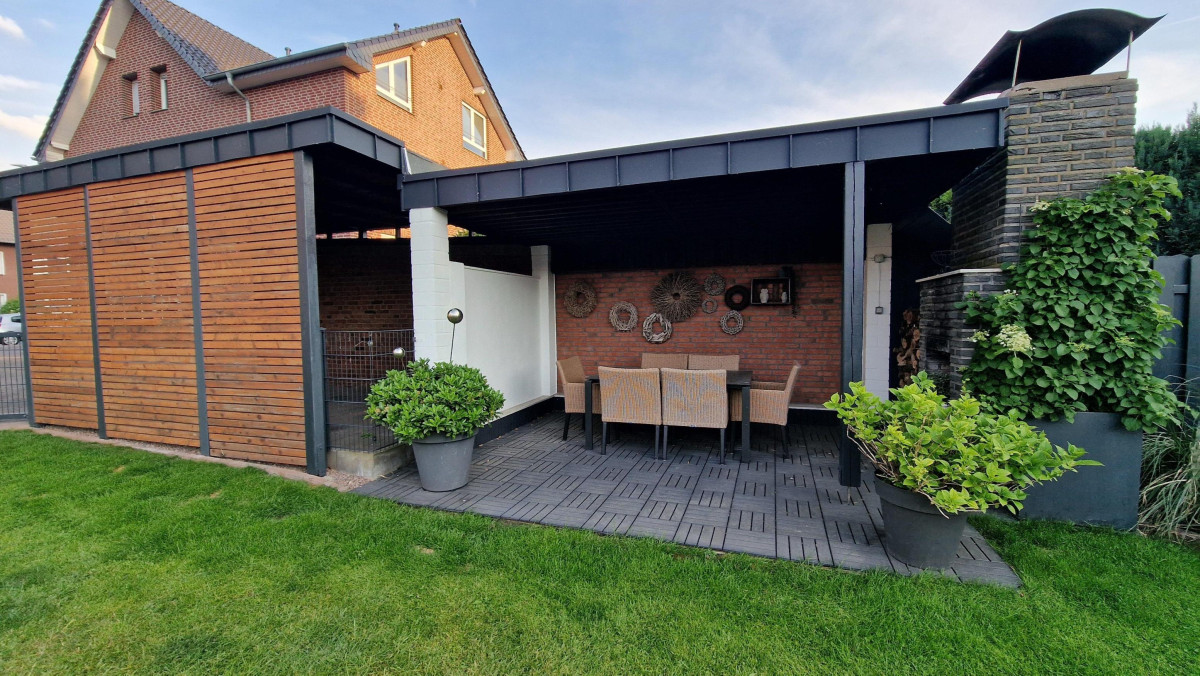 Überdachte Terrasse