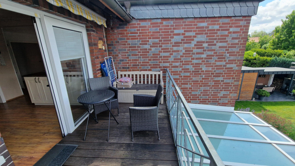 Balkon OG