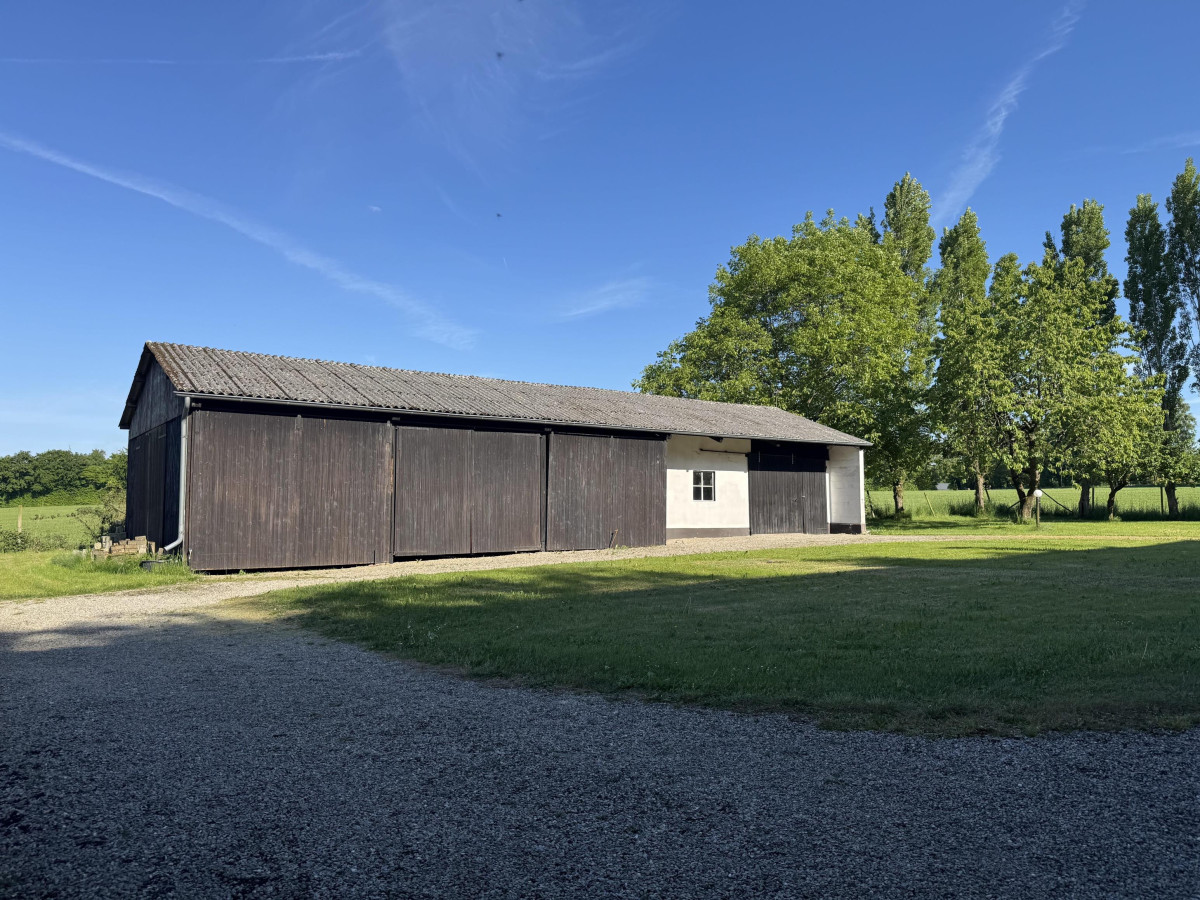 Außenansicht Scheune/Garage