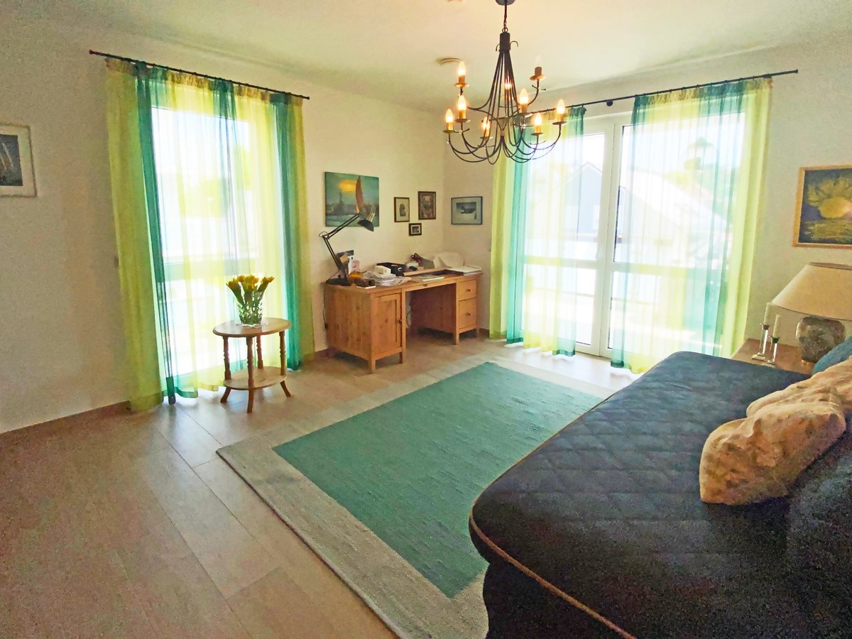 Schlaf- / Arbeitszimmer