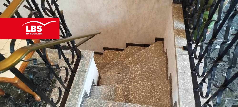 Treppe EG zum 1.OG