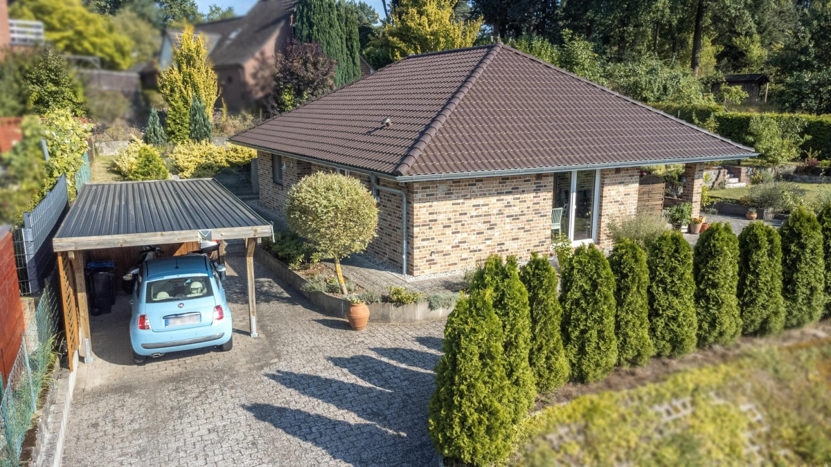 Praktisch mit Carport