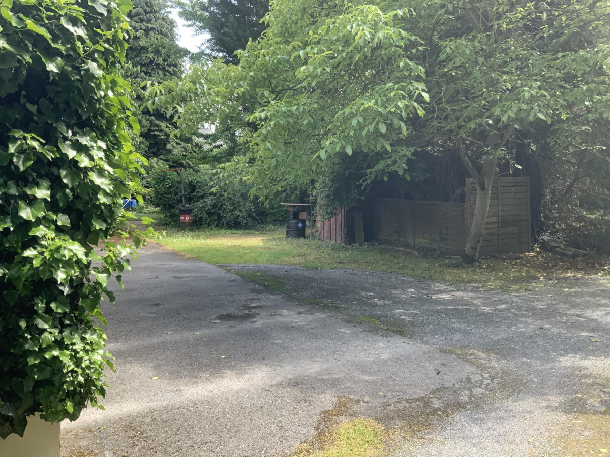 Stellfläche Garagenhof