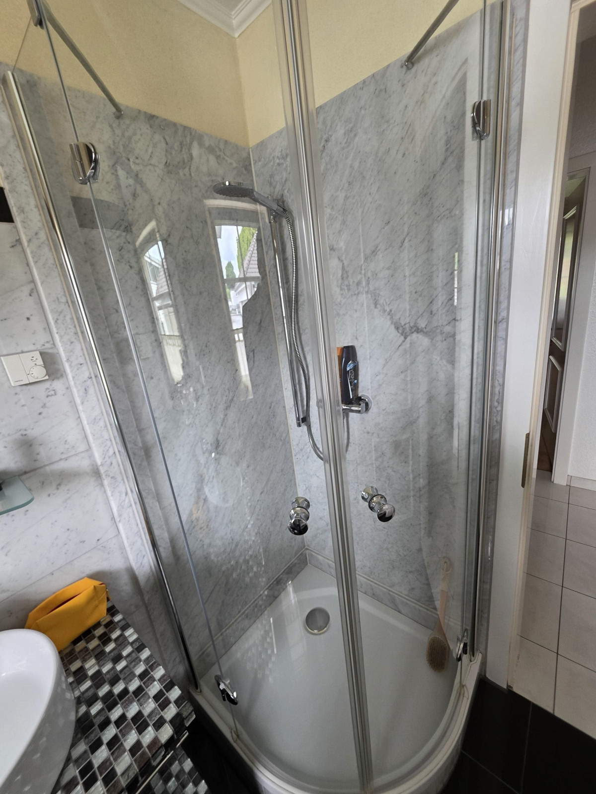 Dusche