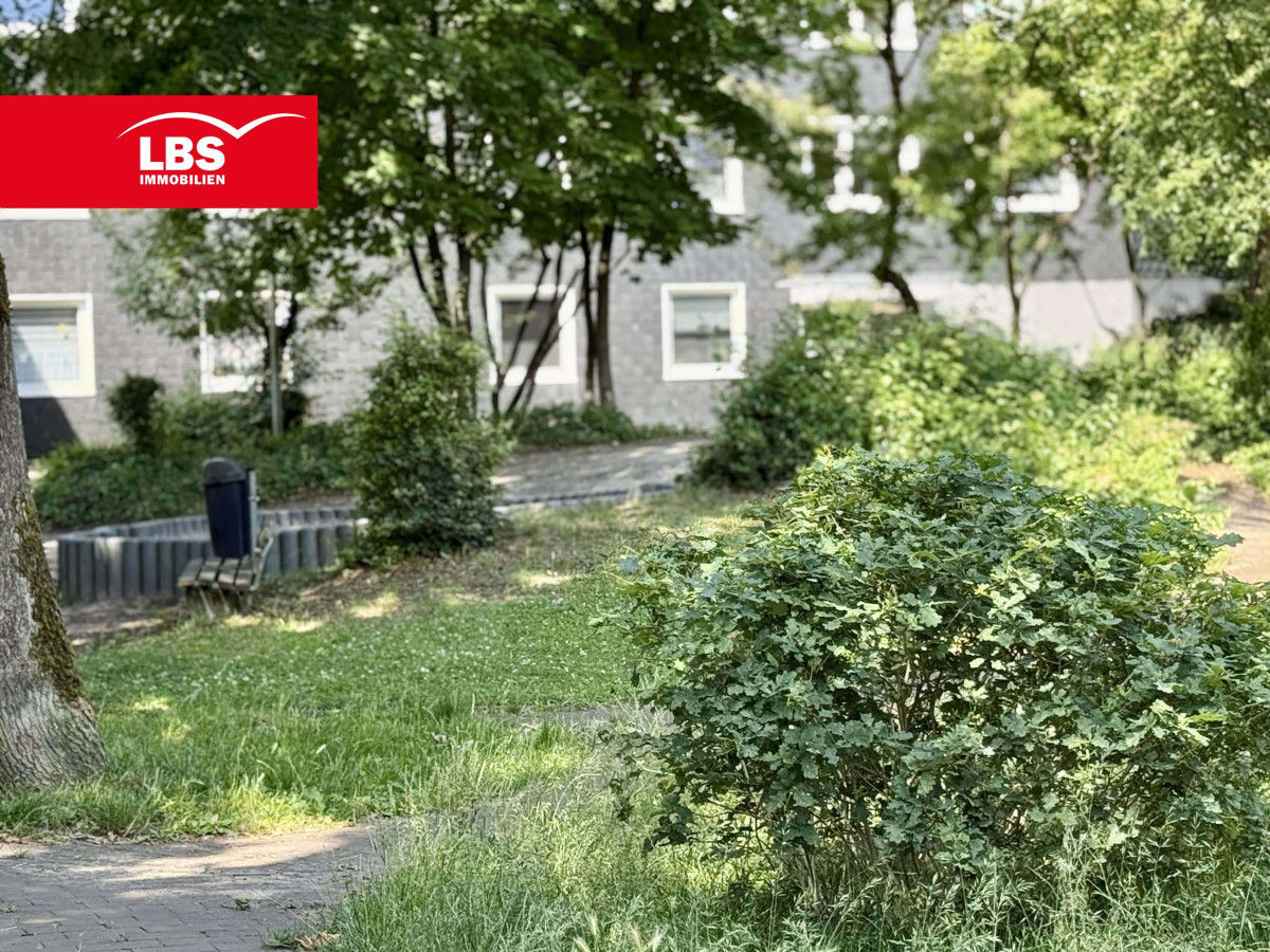 Spielplatz am Haus