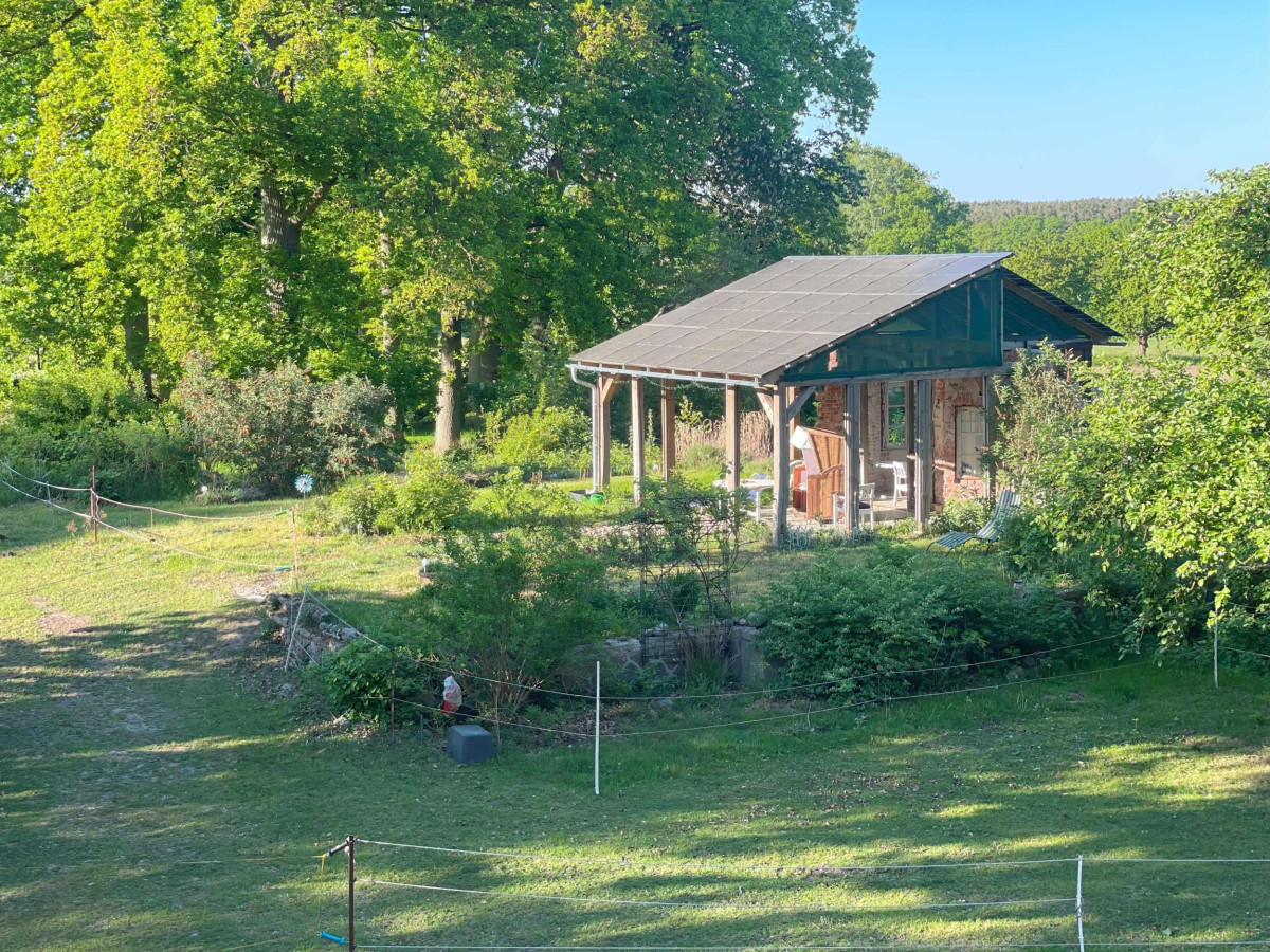 Pavillon-Hofseite