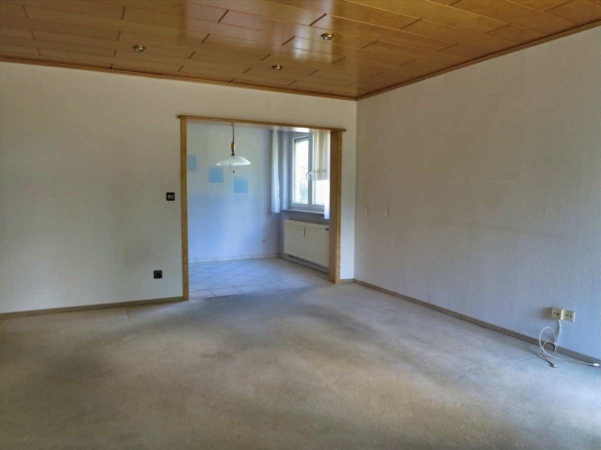 Wohnzimmer Blick in die Küche