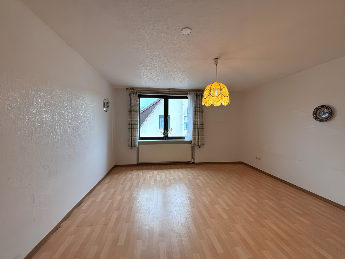 OG links - Zimmer 1