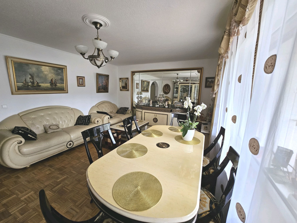 Wohnzimmer 1