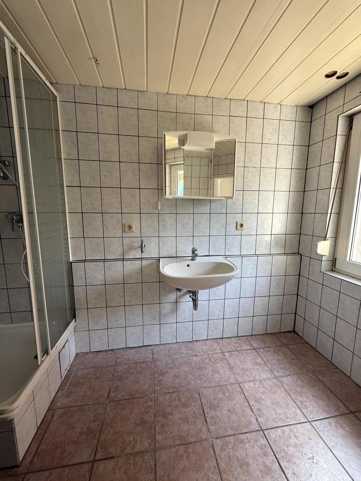 Vorbau Wohnung 1 Badezimmer