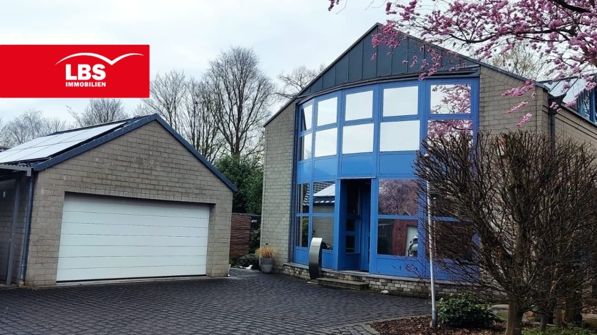 Eingang und Garage