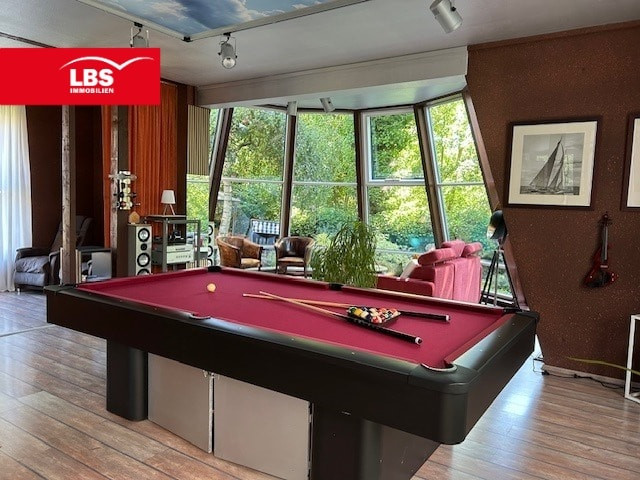 Billiard