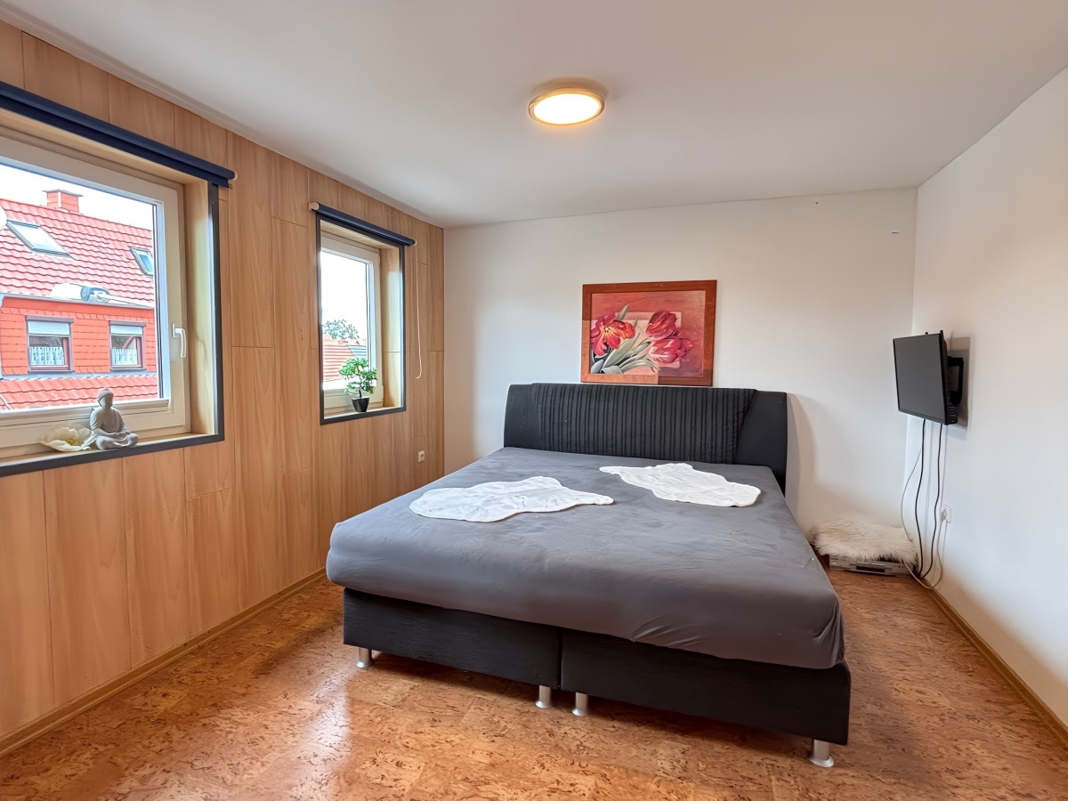 DG - Schlafzimmer 2