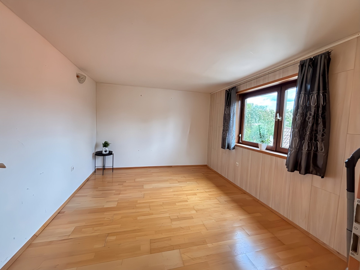 DG - Schlafzimmer 1
