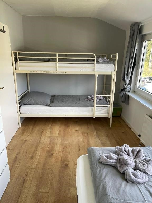 2. Schlafzimmer