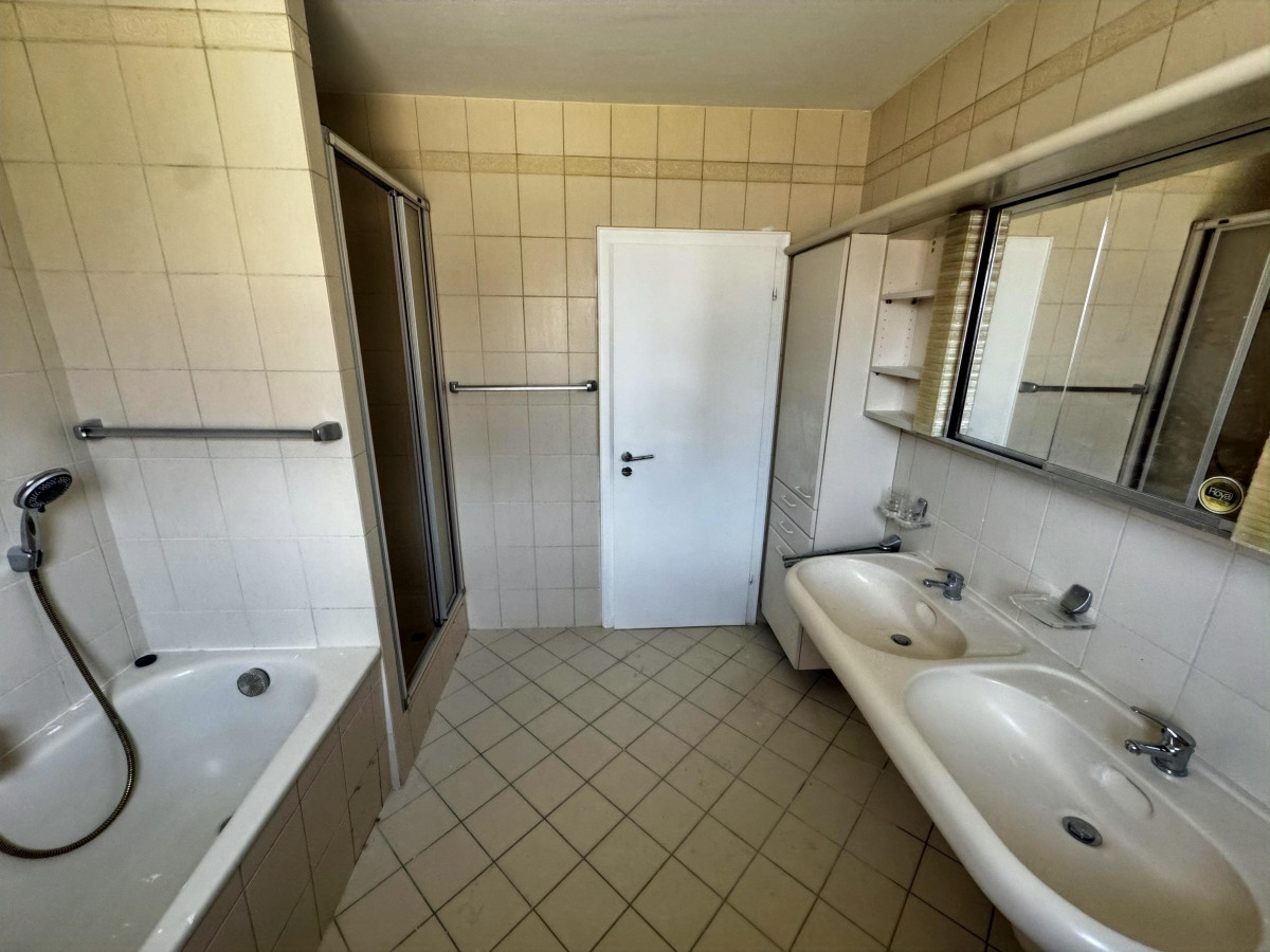Badezimmer 1.OG