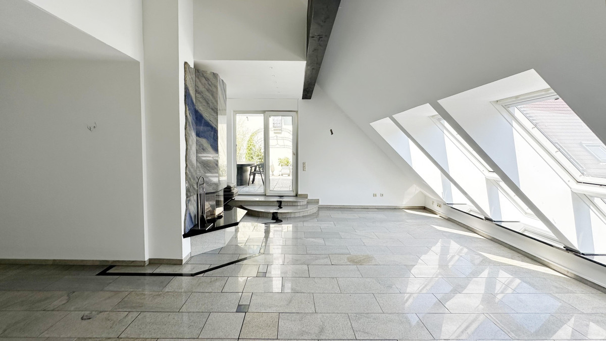 Weg zur Hochterrasse