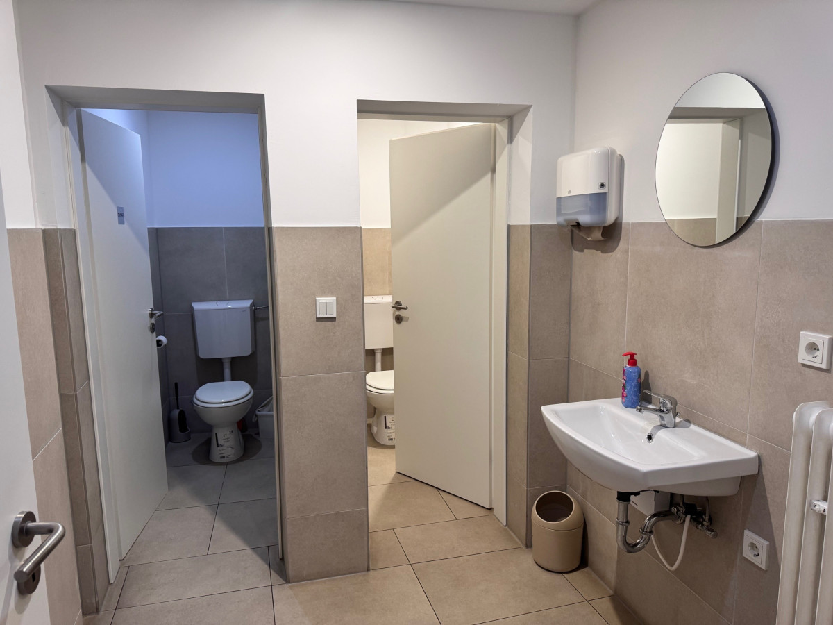 Ladenlokal Damen-WC
